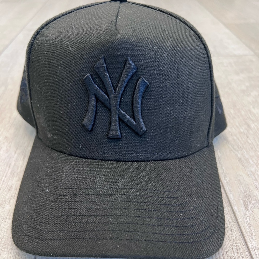 New York Yankees 1996 World Series Adjustable Hat | Black MLB Cap